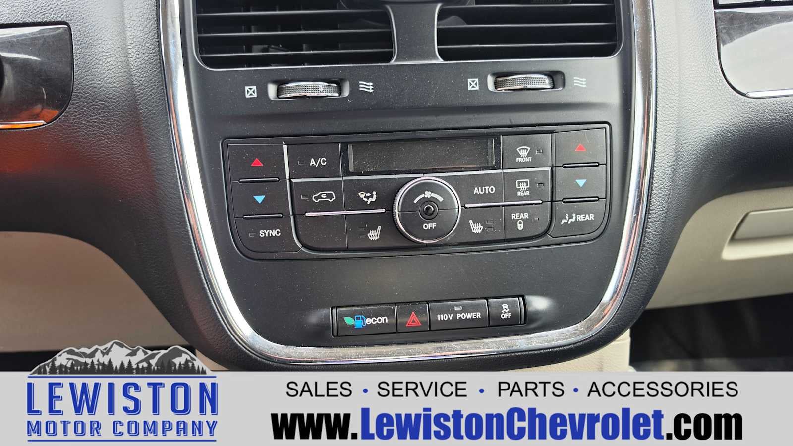 2011 Chrysler Town & Country Touring-L