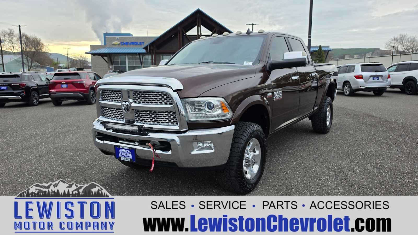 2015 RAM 2500 Laramie 4X4 Crew Cab SWB's photo