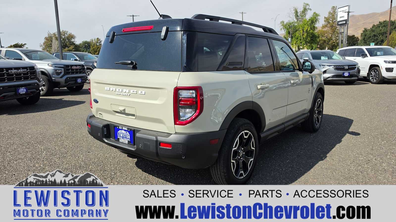 2025 Ford Bronco Sport Outer Banks