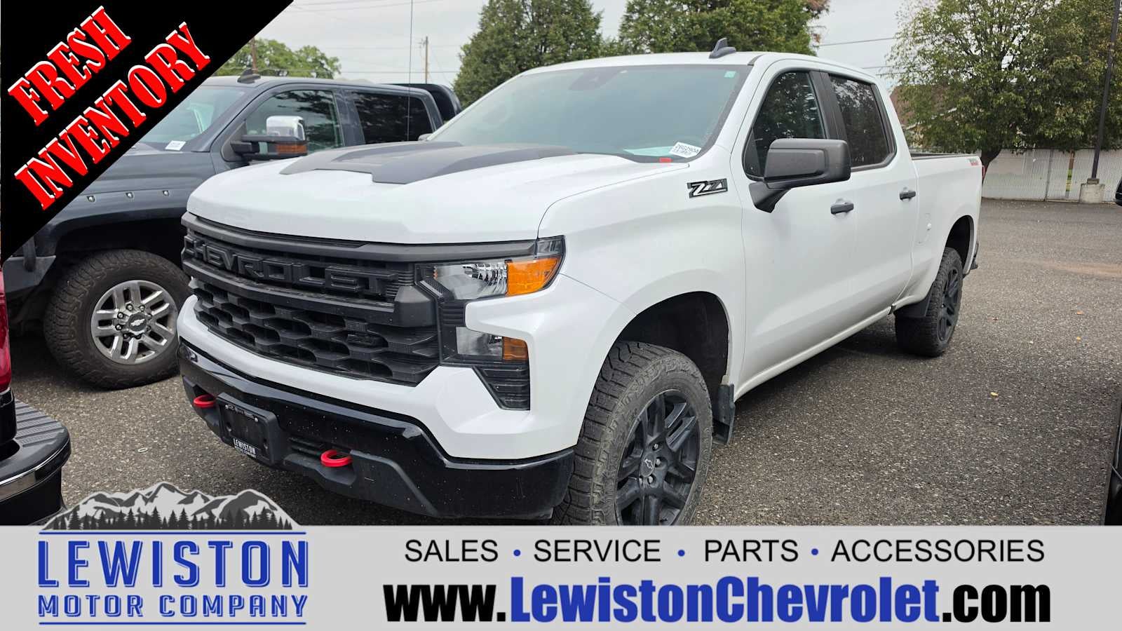 2023 Chevrolet Silverado 1500 Custom Trail Boss