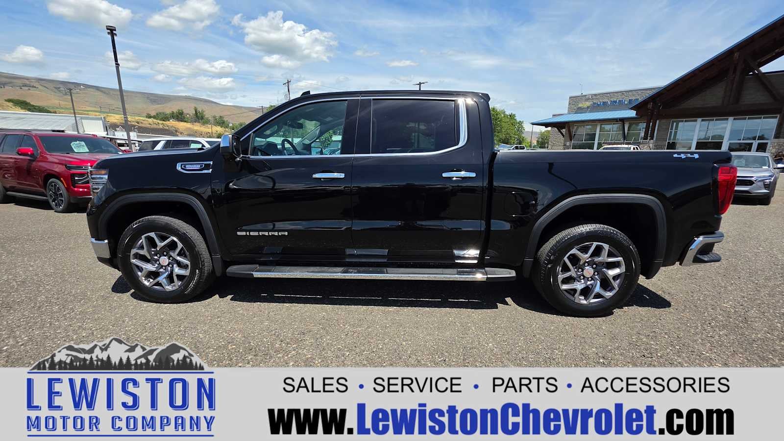 2026 GMC Sierra 1500 SLT