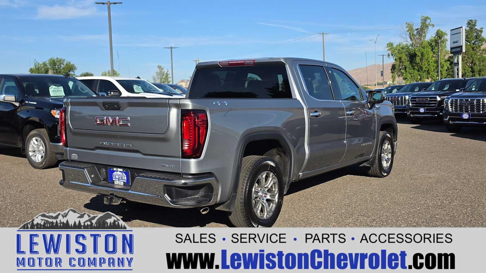 2024 GMC Sierra 1500 SLT