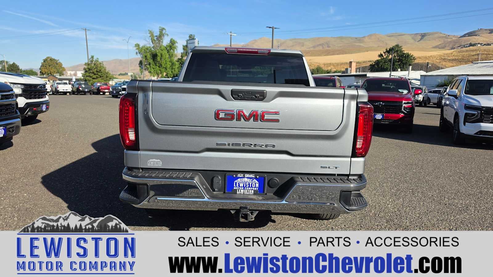 2024 GMC Sierra 1500 SLT