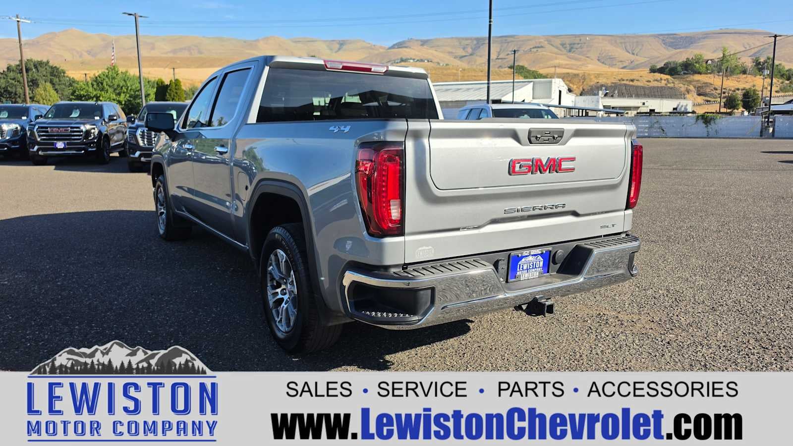 2024 GMC Sierra 1500 SLT