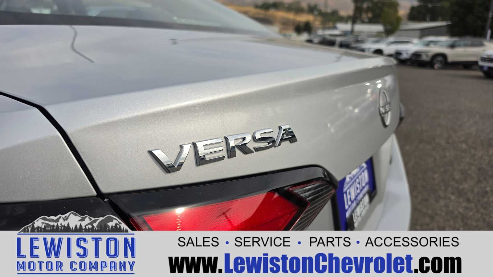2024 Nissan Versa 1.6 S