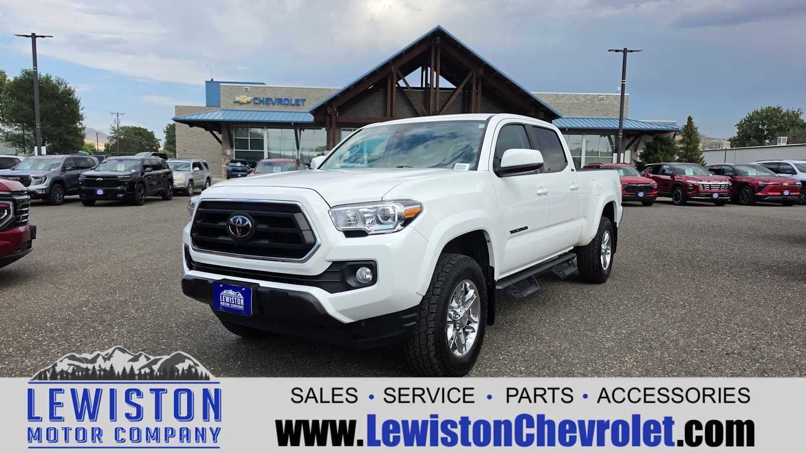 2022 Toyota Tacoma SR5 V6