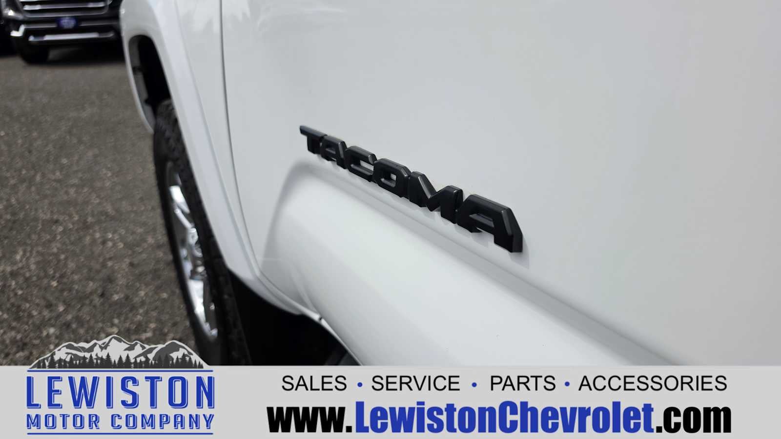2022 Toyota Tacoma SR5 V6