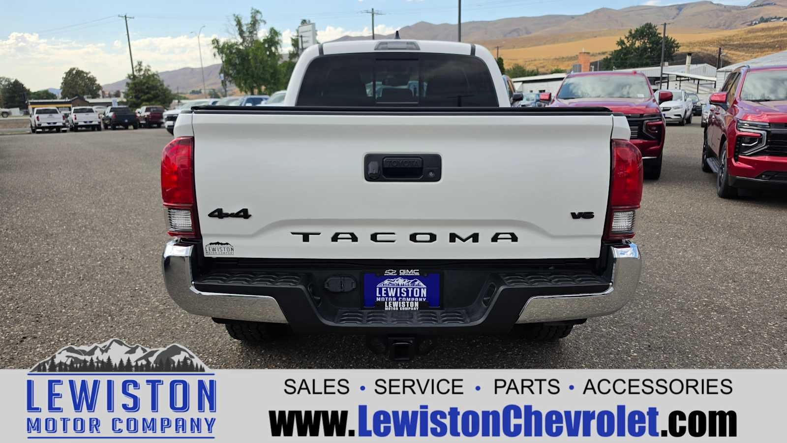 2022 Toyota Tacoma SR5 V6