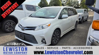 2018 Toyota Sienna XLE Premium 7 Passenger