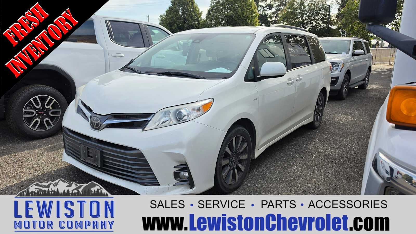 2018 Toyota Sienna XLE Premium 7 Passenger