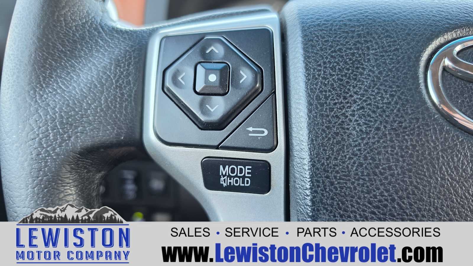 2014 Toyota Tundra 4WD Truck Platinum