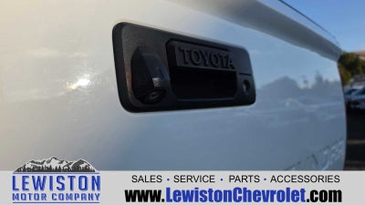 2014 Toyota Tundra 4WD Truck Platinum