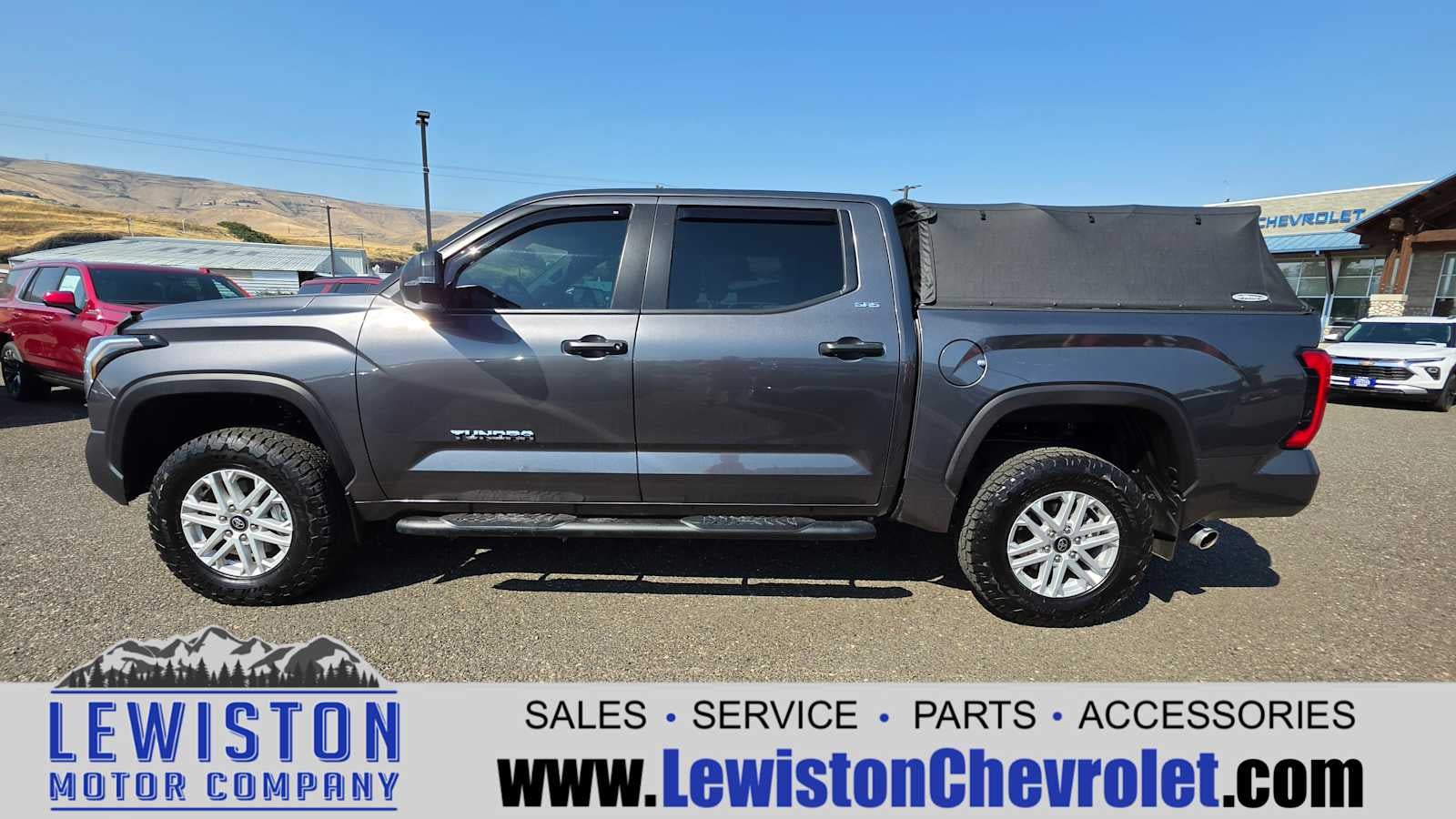 2025 Toyota Tundra SR5