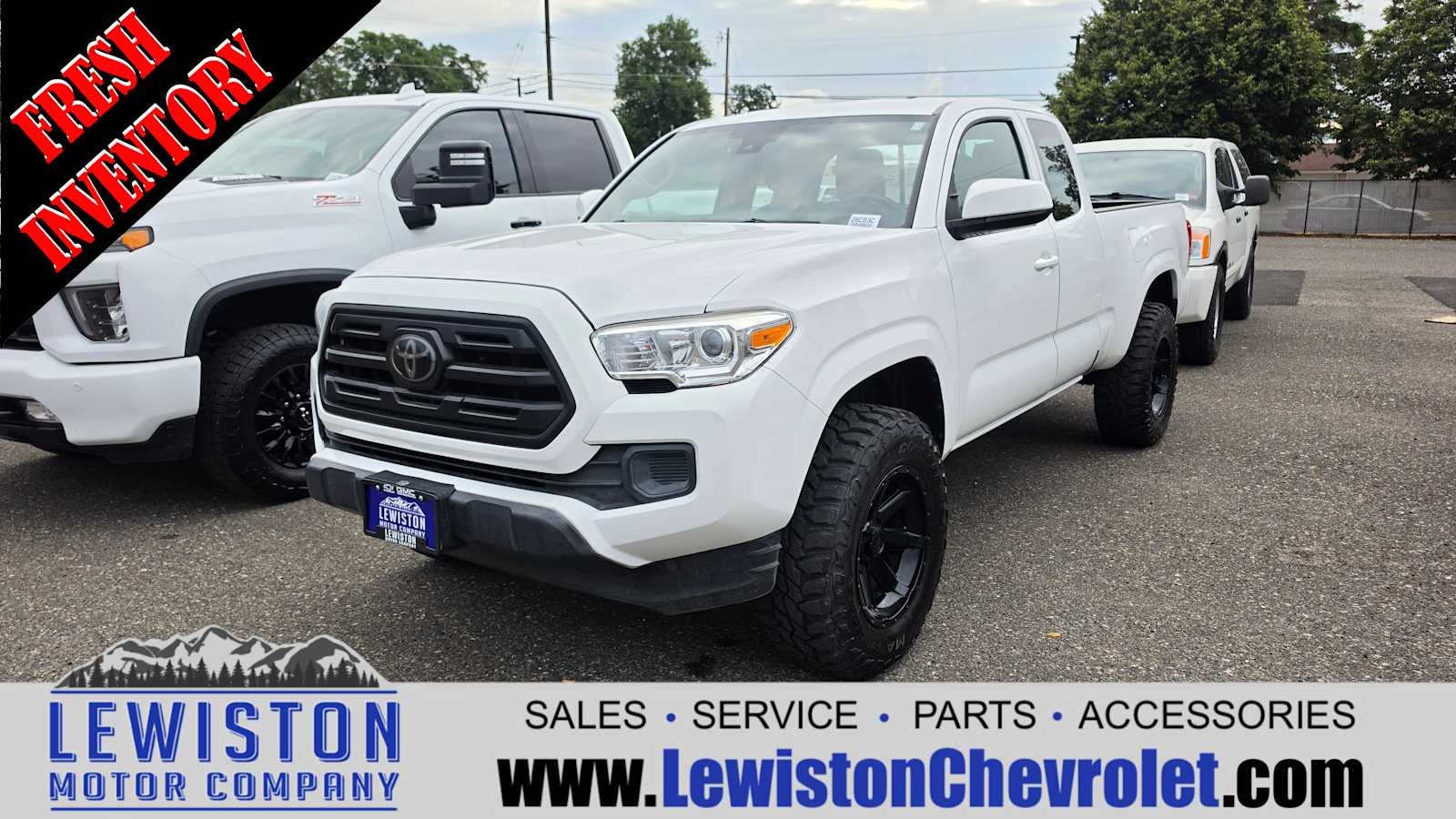 2018 Toyota Tacoma SR